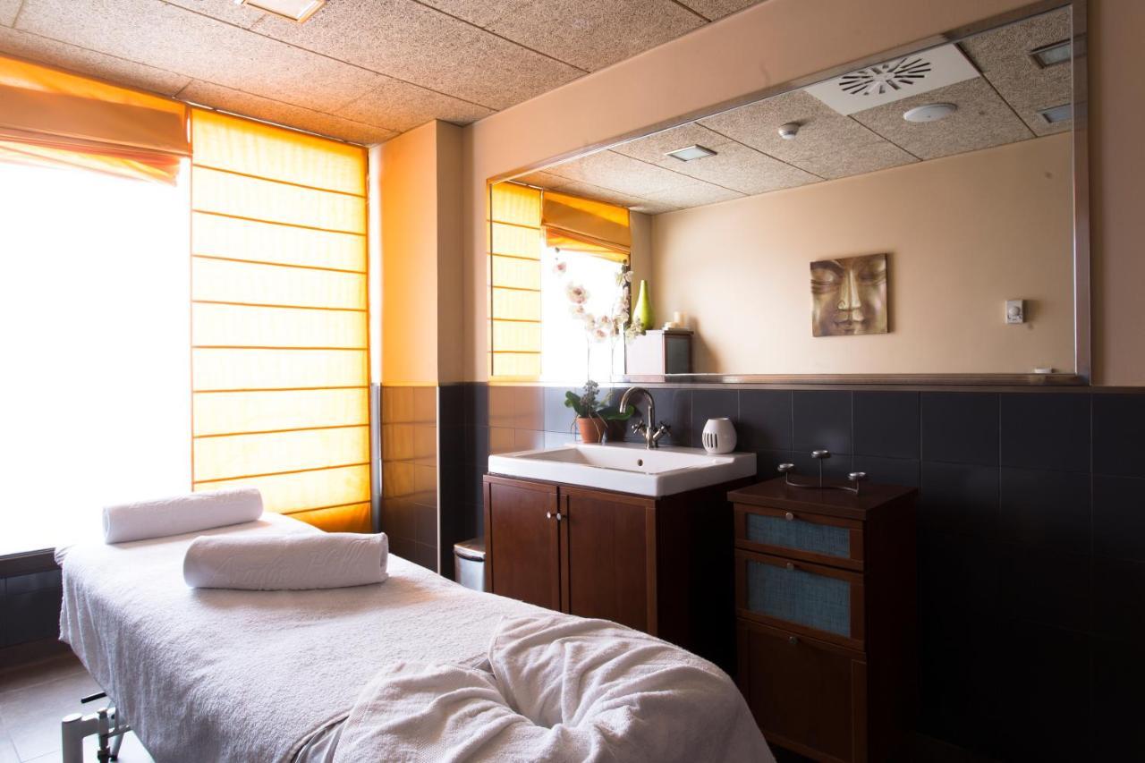 Snoe Aragon Hills Hotel Formigal Ngoại thất bức ảnh