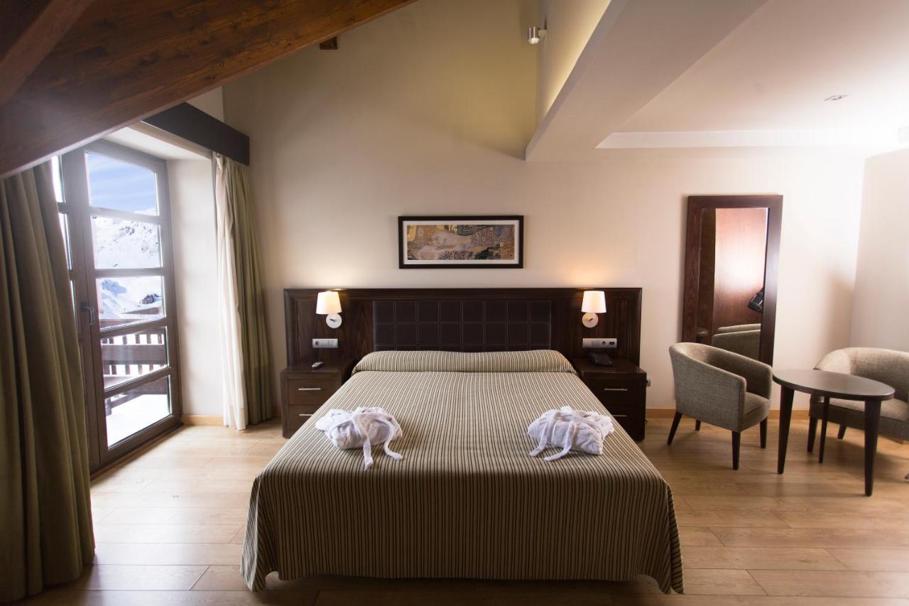 Snoe Aragon Hills Hotel Formigal Ngoại thất bức ảnh